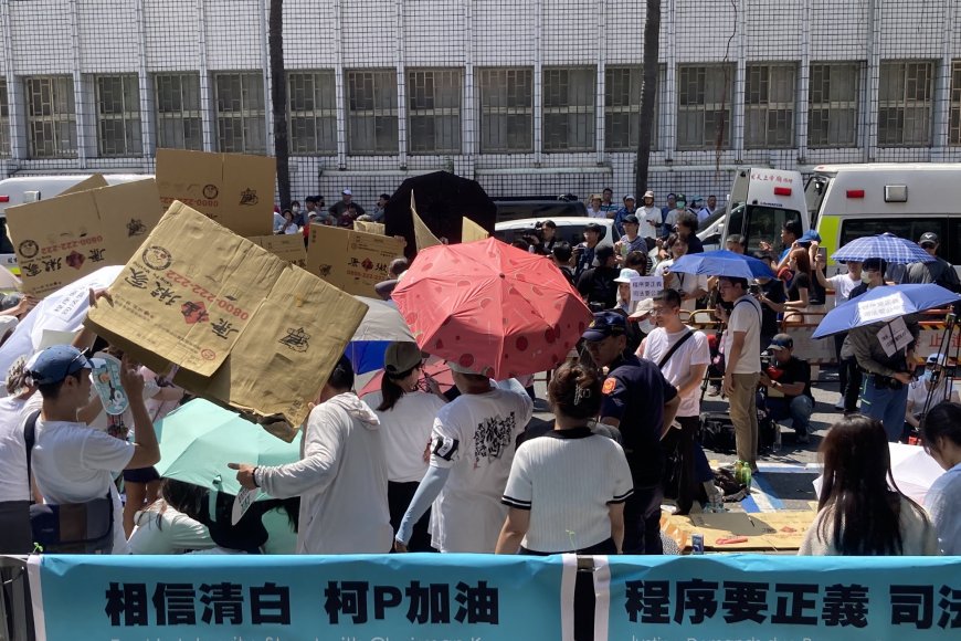 故意讓小草在北檢外違法集會?苗博雅酸黃國昌偽善:若被驅離便可操作悲情牌