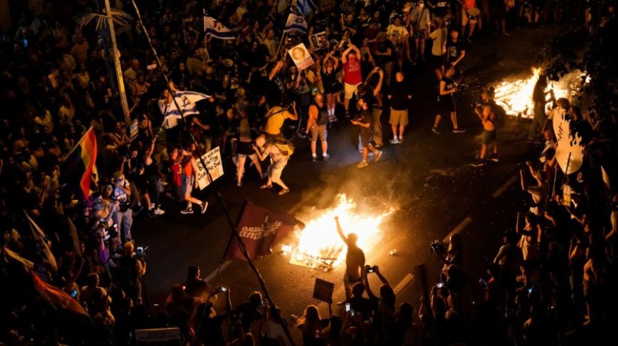 Protests roil Israel for second day