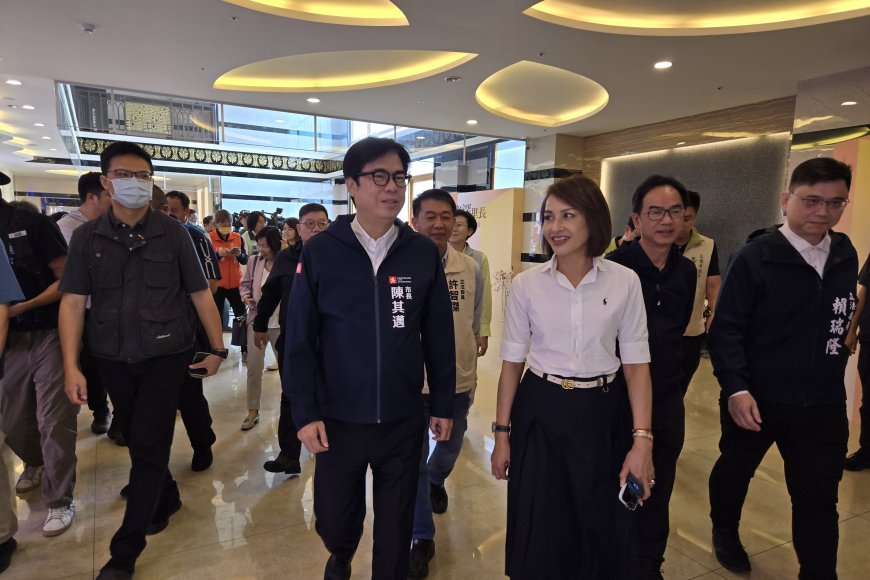 影/高雄國賓危老案超高容積引議 陳其邁:市府立場很清楚