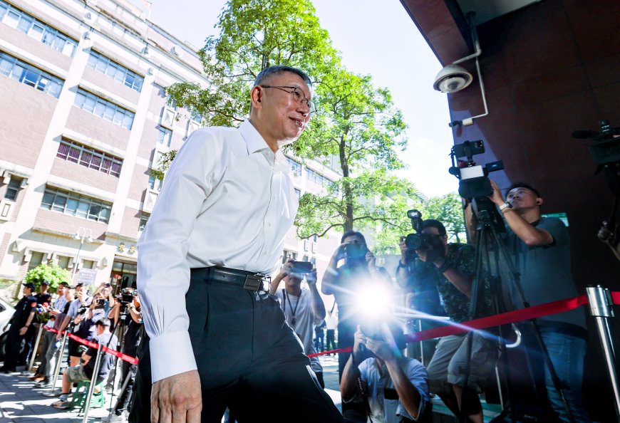 下便簽、指示盡速復工 綠議員點問題:柯文哲為何獨厚京華城
