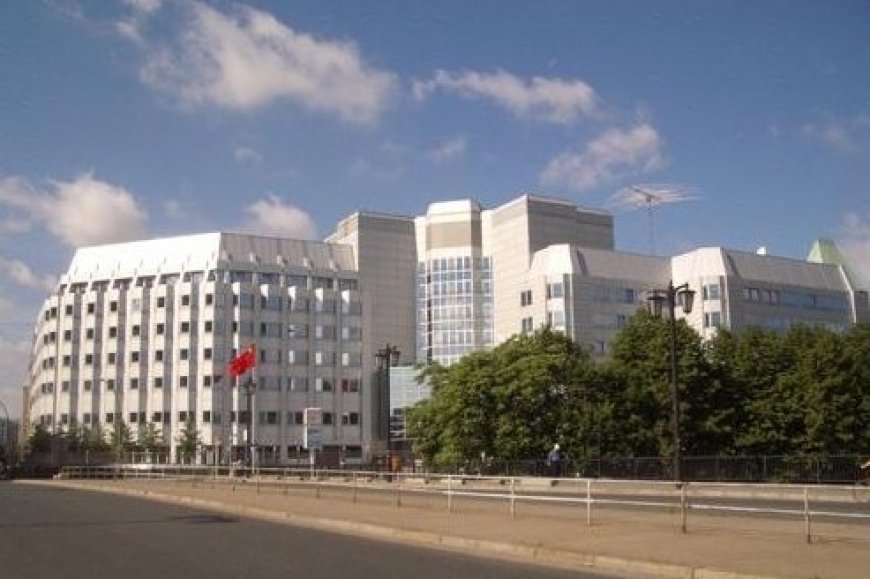 德艦穿越台海 陸使館表明立場:台灣問題不是航行自由問題