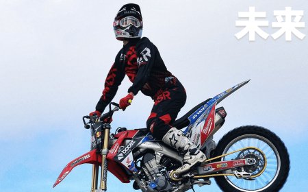 早报|苹果考虑开发搭载超级 AI 的智能眼镜/「请 2 休 10」成国庆出游热门方案/OpenAI 创始成员：好的科技应该像计算器