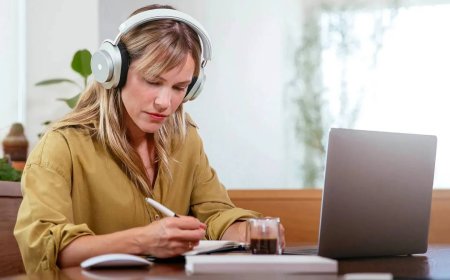 全球首款脑机接口的 AI 耳机登场，这家公司想用意识操控一切