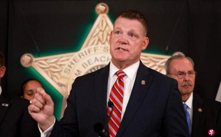 知情者：特朗普临时才通知特勤局他要打高球