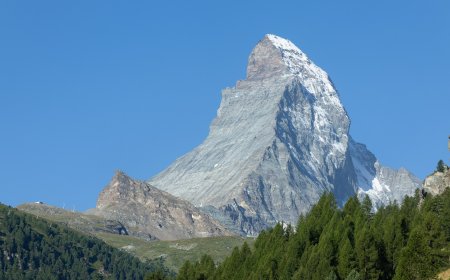 Why are Italy and Switzerland redrawing their Alpine border?