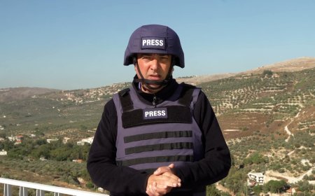 Video: Israel bombs Lebanon escape route after issuing evacuation orders