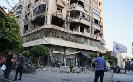 Israel attacks heart of Beirut as Hezbollah pushes back in southern Lebanon