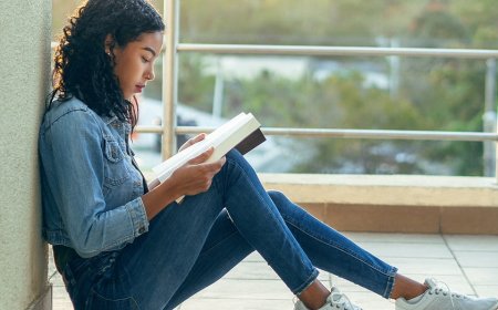 Elite colleges shocked to discover students 'don't know how' to read books: 'My jaw dropped'