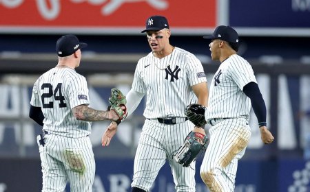 Yankees, Royals make MLB history in wild first game of ALDS